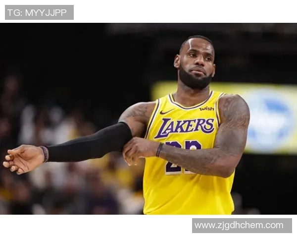 纳什称詹姆斯身体状态远超自己相信他能够战胜此次伤病困境